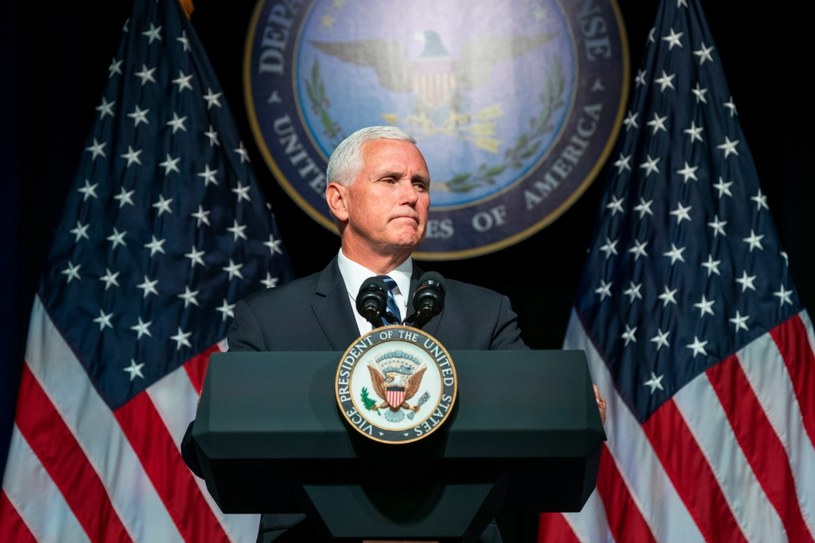 Mike Pence /JIM LO SCALZO /PAP/EPA