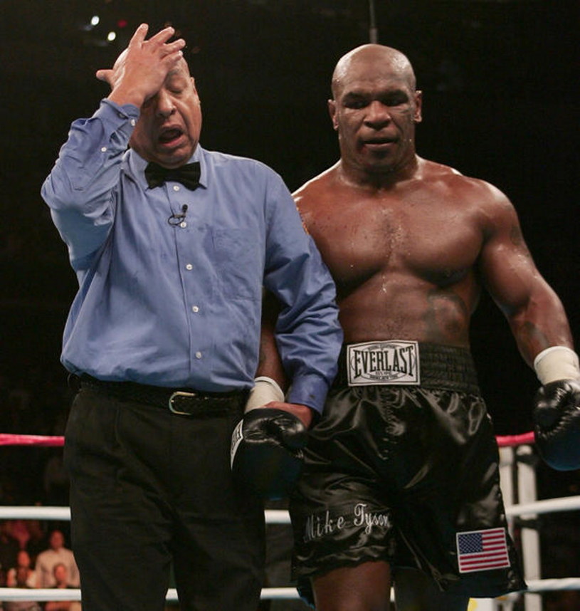 https://i.iplsc.com/mike-tyson/000A5OUOYAL5W79Q-C122-F4.jpg