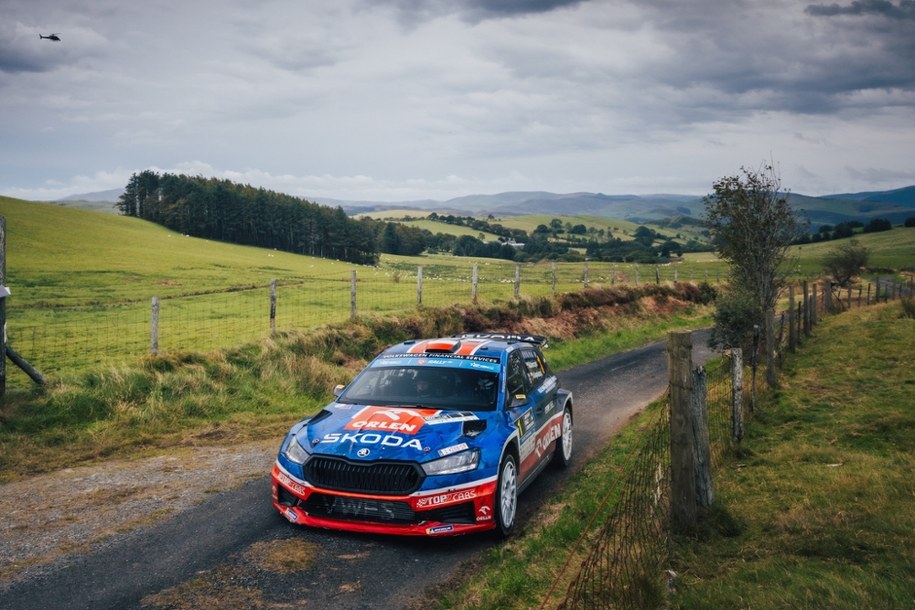 Mikołaj Marczyk i Szymon Gospodarczyk na trasie Rali Ceredigion, czyli Rajdu Walii /Materiały prasowe