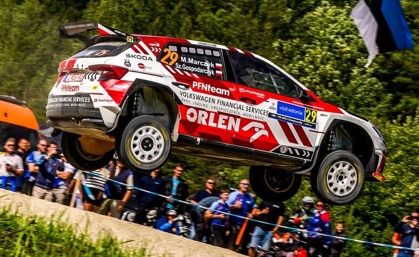 Mikołaj Marczyk i Szymon Gospodarczyk z ORLEN Team podczas Rajdu Estonii /Materiały prasowe