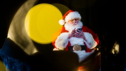 Mikołaje, elfy i śnieżynki. Tymczasowi pracownicy poszukiwani