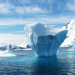 Mikroplastik odkryty w świeżo opadłym śniegu na Antarktydzie
