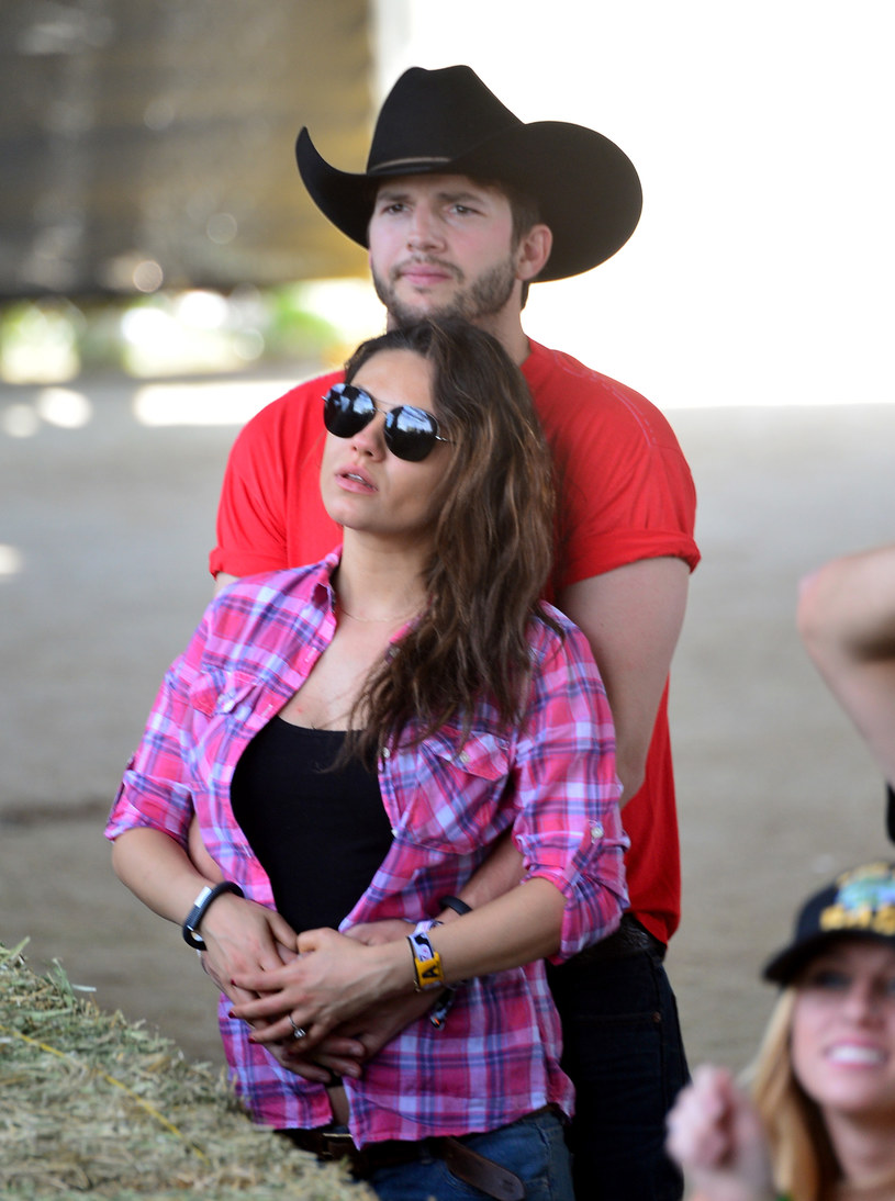 Mila Kunis i Ashton Kutcher niebawem zostaną rodzicami /Frazer Harrison /Getty Images