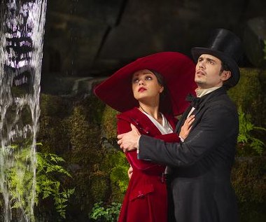 Mila Kunis i James Franco w filmie "Oz Wielki i Potężny"