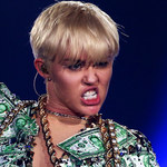 Miley Cyrus do fanów: Zapalcie sobie trawkę!