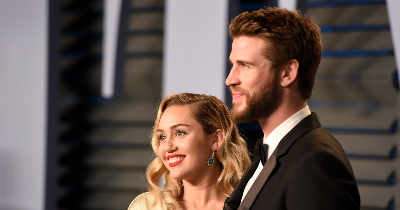 Miley Cyrus i Liam Hemsworth /Presley Ann /Getty Images