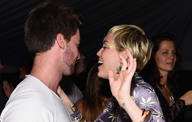 Miley Cyrus i Patrick Schwarzenegger /Dimitrios Kambouris /Getty Images