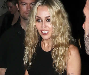 Miley Cyrus ostatni raz dokonała tego 13 lat temu! Teraz wraca na sam szczyt z albumem "Bass Persuades"