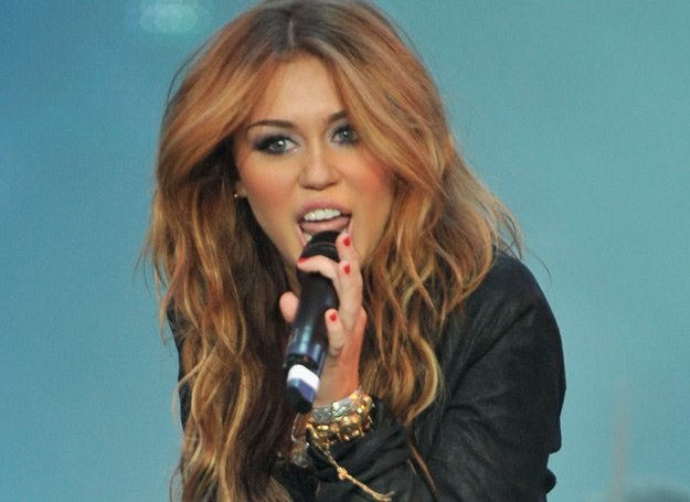 Miley Cyrus po raz pierwszy wystąpi na gali MTV EMA - fot. Carlos Alvarez /Getty Images/Flash Press Media