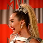 Miley Cyrus w wyuzdanym stroju na gali MTV!