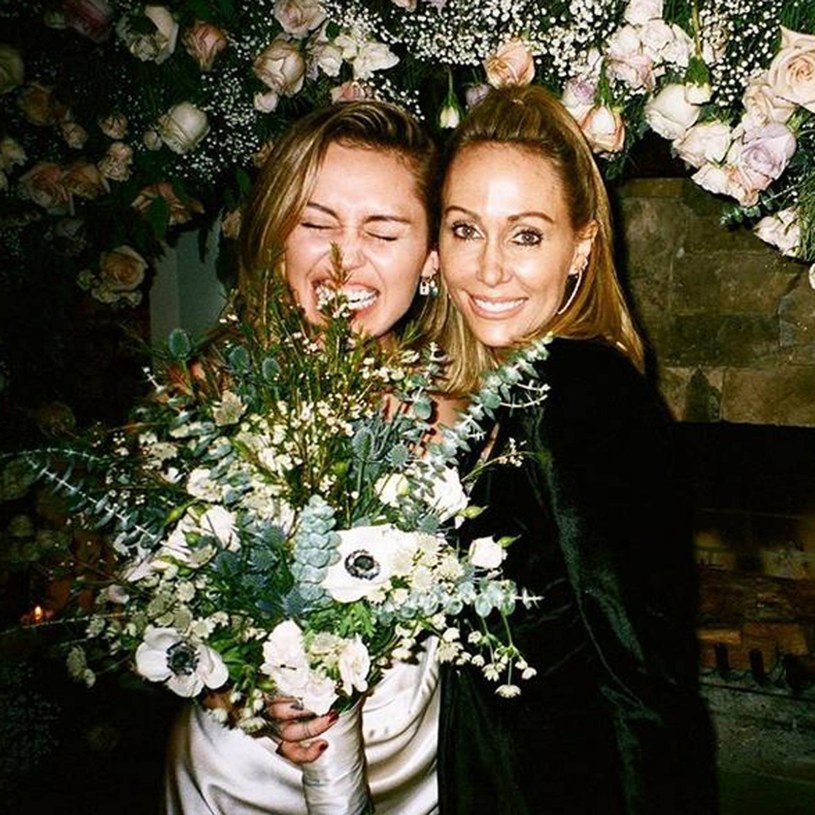Miley Cyrus z mamą Tish Cyrus. /PLANET PHOTOS / Planet / Forum /Agencja FORUM