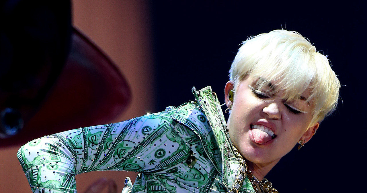 Miley Cyrus /Simone Joyner /Getty Images