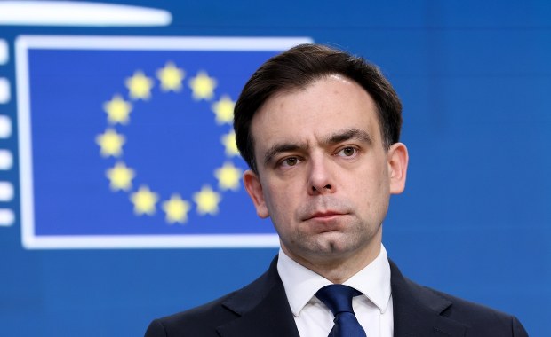 Miliard dolarów na Radę Pokoju? Minister finansów stawia sprawę jasno