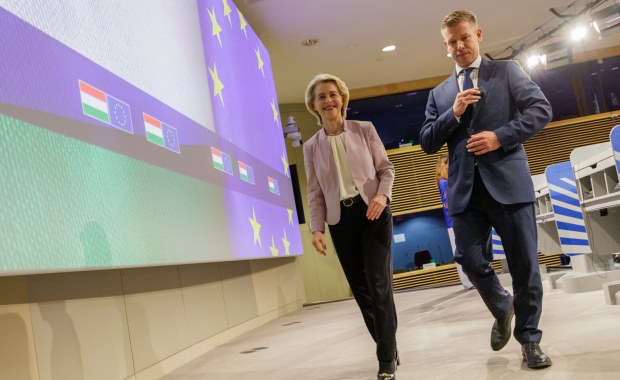 Miliardy euro popłyną na Węgry. "Kraj zmienia kurs"