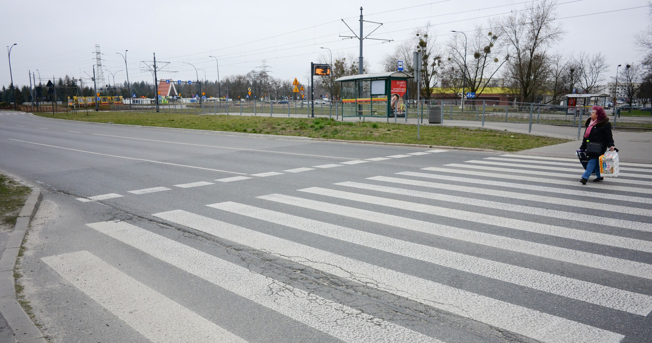 Miliardy złotych pójdą na przebudowanie przejść dla pieszych /ANDRZEJ ZBRANIECKI /East News