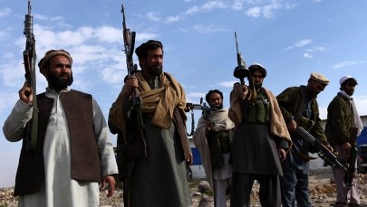 Milicja ścięła czterech dżihadystów. Ich głowy zostawili przy drodze