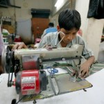 Miliony dzieci muszą pracować