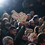 Miliony euro w grze. Waży się przyszłość najmłodszego państwa Europy