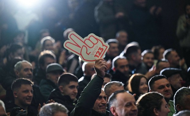 Miliony euro w grze. Waży się przyszłość najmłodszego państwa Europy