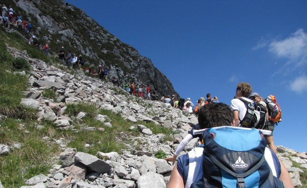 Miliony odwiedzających Tatry. Gdzie turystów jest najwięcej?