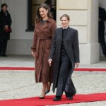 pierwsza dama rp Militarny styl i ponadczasowa czerń. Marta Nawrocka na spotkaniu z prezydencką parą Czarnogóry