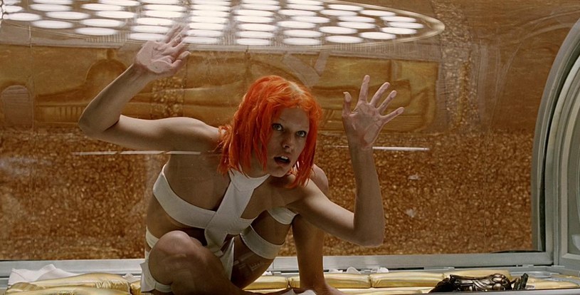 Milla Jovovich w filmie Luca Bessona "Piąty element" (1997) /materiały prasowe