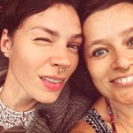 Millenialsi mają nową obsesję. Po latach wracają do starych piercingów