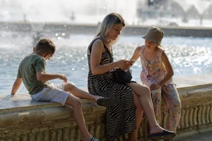Millenialsi o rodzicielstwie. "Ciężar poczucia winy, nie do uniesienia"
