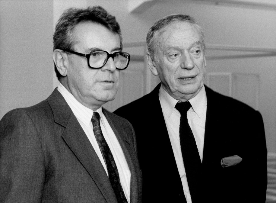 Milos Forman i Yves Montand na zdj. z 1989 roku / 	STR   /PAP/EPA