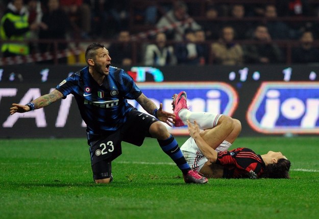 Miłośnicy twardej walki w Serie A tęsknią za Marco "Matriksem" Materazzim. /AFP
