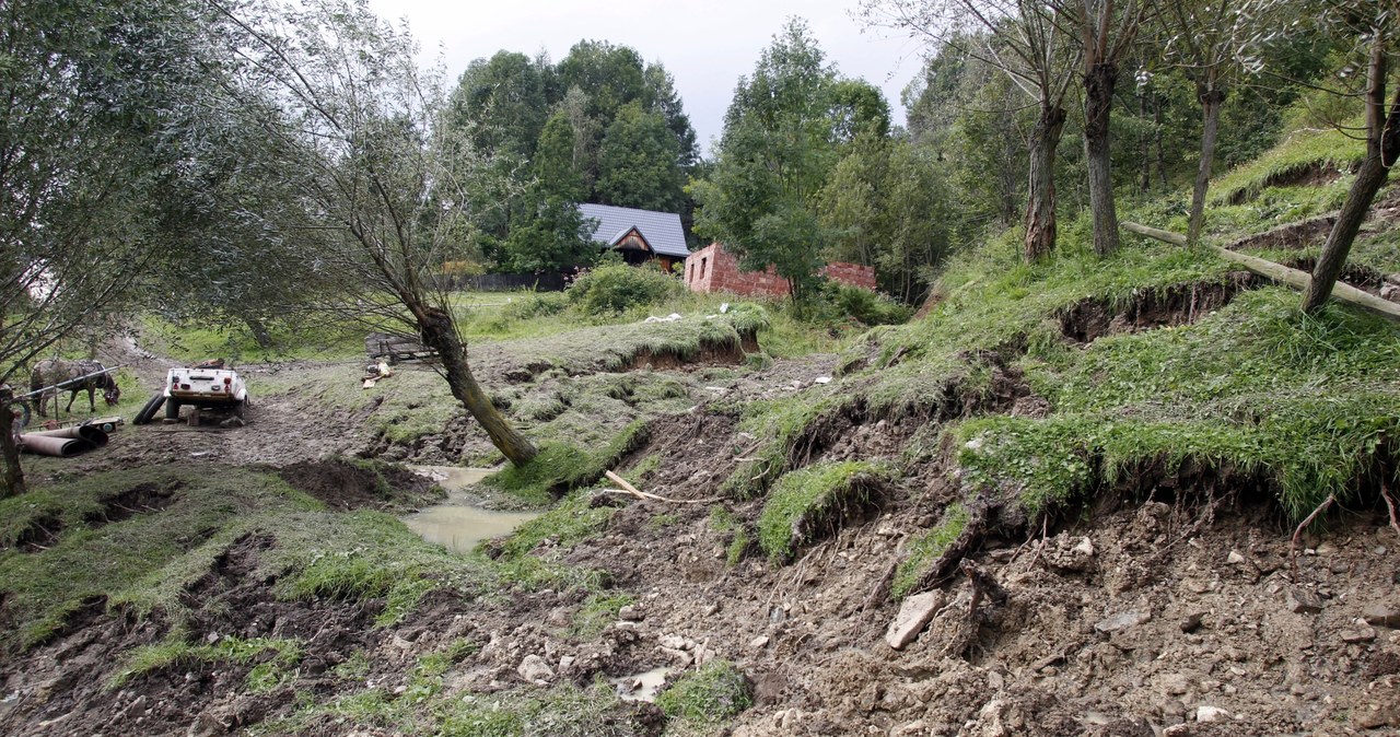 Milówka: Osunięcia ziemi w Kolonii Prusów
