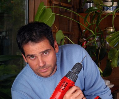 Mimo osiągnięcia kasowego sukcesu, w trakcie pierwszego tygodnia "Ja wam pokażę!" obejrzało ponad pół miliona widzów, recenzenci nie oszczędzili filmu Delicia.
 
"Katarzyna Grochola zdradza, że widziała 'Ja wam pokażę!' 22 razy. Naprawdę wystarczy obejrzeć raz, żeby zorientować się, że mamy do czynienia ze zlepkiem scen pozbawionych jakiegokolwiek napięcia. Trudno oprzeć się wrażeniu, że na siłę próbowano zrobić film z książki, która średnio się nadaje do przeniesienia na ekran, bo zwyczajnie prawie nie ma w niej wydarzeń" - Dominika Wernikowska pisała w recenzji w serwisie Filmweb.

Paweł Deląg do końca kariery zostanie zaś zapamiętany dzięki kwestii: "Moja wiertarka chce wrócić do twojej lodówki".