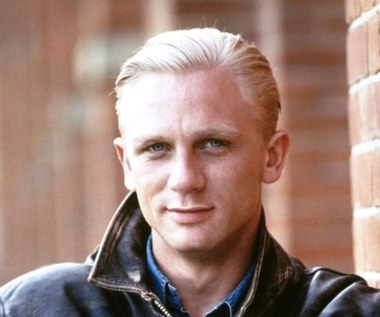 Mimo że zalicza się dziś do niekwestionowanej czołówki hollywoodzkich gwiazdorów, swą renomę Daniel Craig zawdzięcza nie tylko roli Jamesa Bonda. Zanim w 2006 roku po raz pierwszy przywdział garnitur agenta 007, miał już na koncie kilka wspaniałych kreacji. Z okazji 50. urodzin aktora przypominamy najważniejsze z nich.