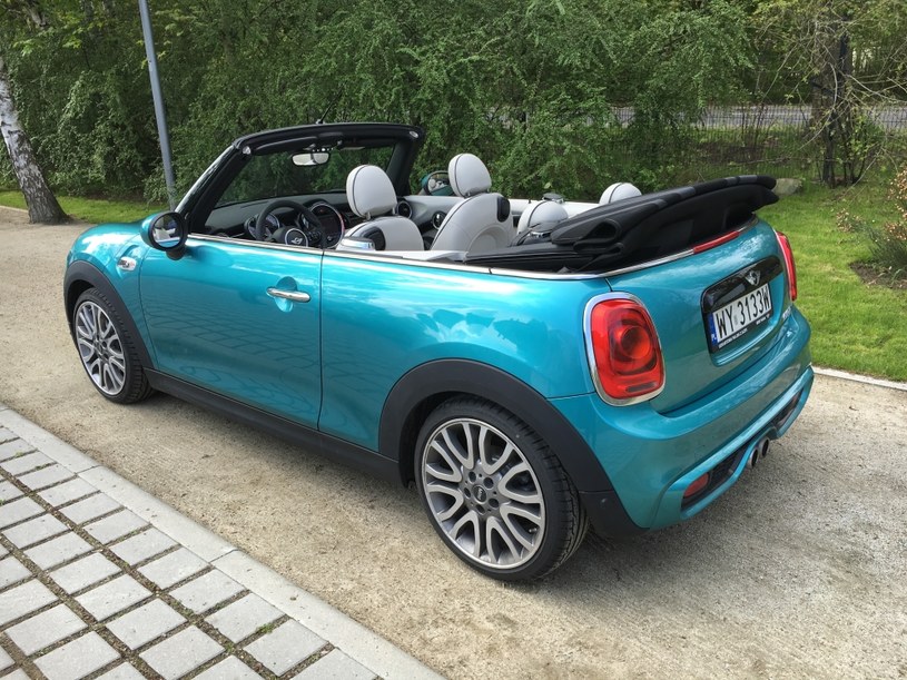 Mini Cabrio Cooper S /INTERIA.PL