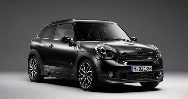 Mini Paceman w kolorze Frozen Black /Mini