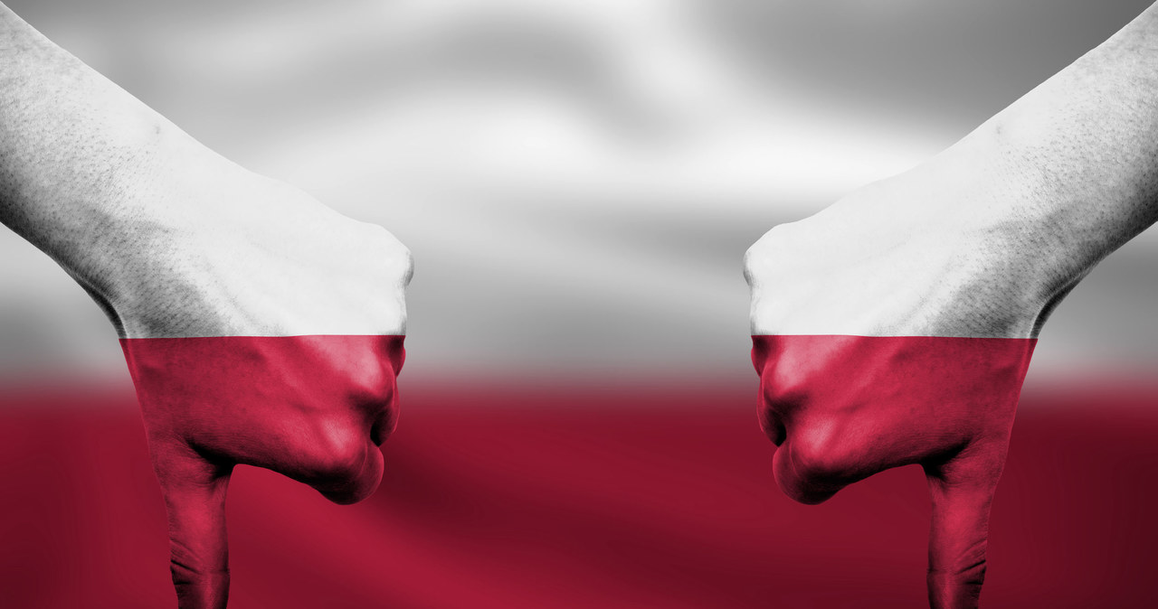 Minimalna płaca w przeliczeniu na godzinę to obecnie 13 zł bez VAT /123RF/PICSEL