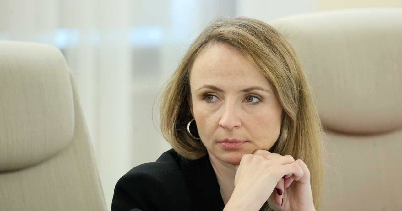 Minister Agnieszka Dziemianowicz-Bąk /	Wojciech Olkuśnik /Reporter