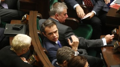 Minister chce przeprosin za tekst o zegarkach. Koszt? 30 mln zł 