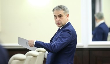 Minister cyfryzacji zabrał głos po wecie prezydenta. "Stawiam panu akt oskarżenia"