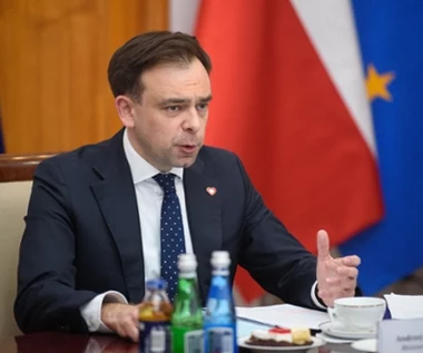 Minister Domański podpadł samorządom? Spór o duże pieniądze