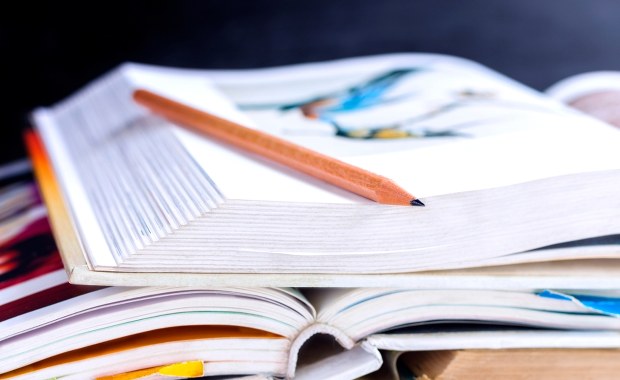 Minister edukacji aresztowany: Uczniowie nie dostali podręczników na czas