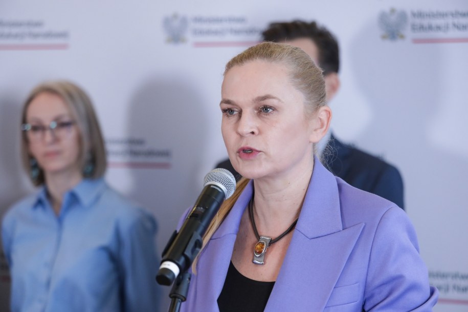 Minister edukacji narodowej Barbara Nowacka /Tomasz Gzell /PAP