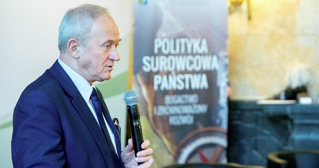 Minister energii Krzysztof Tchórzewski dzisiaj w Katowicach /PAP