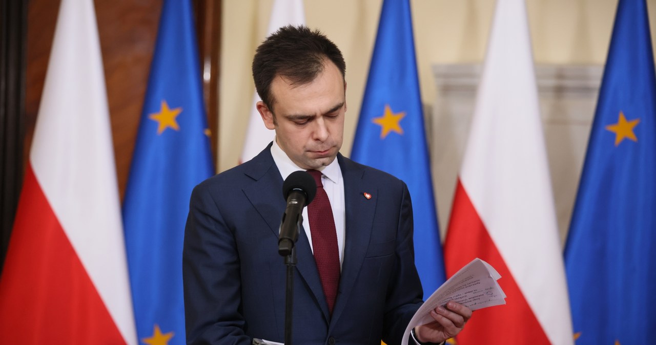 Minister finansów Andrzej Domański przedstawił założenia projektu budżetu państwa na 2024 rok / 	Leszek Szymański    /PAP