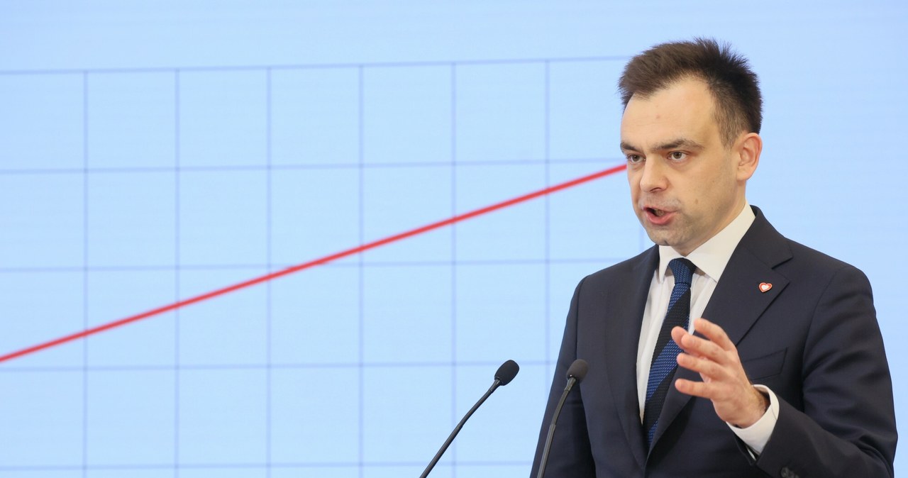 Minister finansów Andrzej Domański wskazał, że bon energetyczny może się pojawić w drugiej połowie 2025 r. /Paweł Wodzyński /Reporter