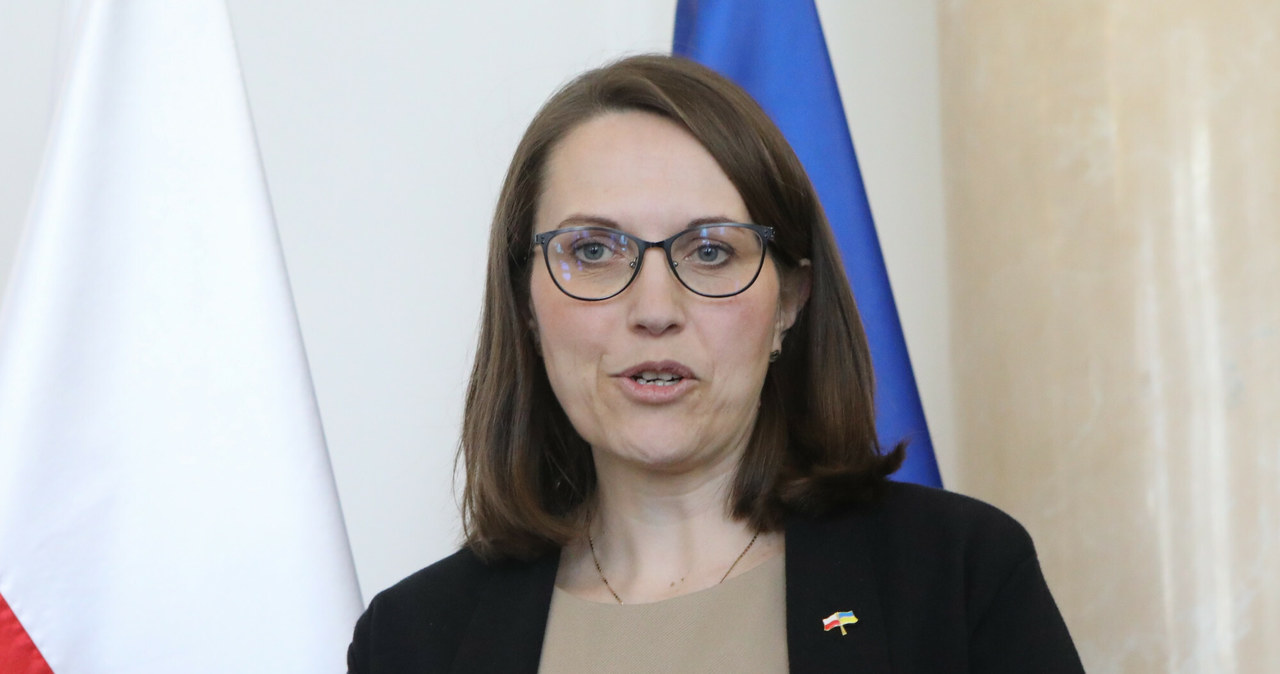 Minister finansów Magdalena Rzeczkowska /Tomasz Jastrzębowski /Reporter