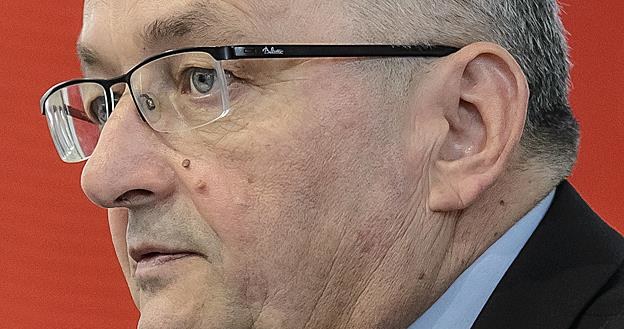 Minister infrastruktury i budownictwa Andrzej Adamczyk /PAP