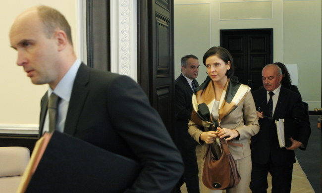 Minister Joanna Mucha stwierdziła, że powinniśmy być dumni ze Stadionu Narodowego /Radek Pietruszka /PAP