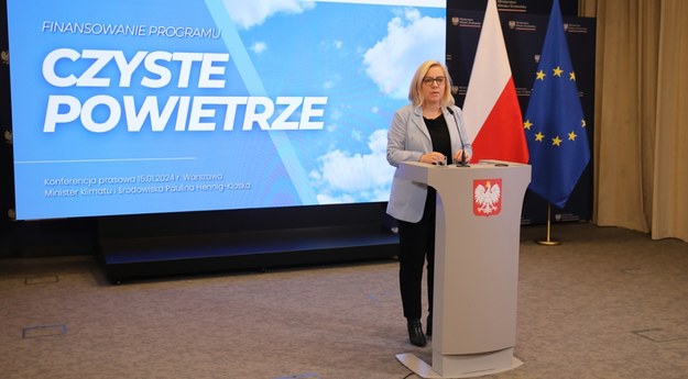 Minister klimatu i środowiska Paulina Hennig-Kloska podczas konferencji prasowej ws. programu (zdj. arch.) /Albert Zawada /PAP