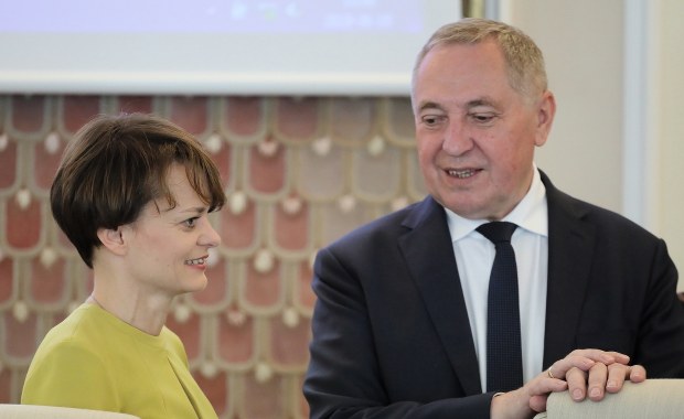 Minister mówi o ułatwieniach w programie Czyste Powietrze. Eksperci wskazują "wąskie gardło"